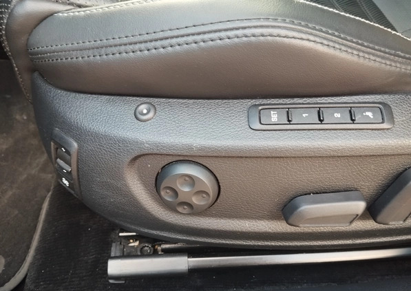 Volkswagen CC cena 64900 przebieg: 196000, rok produkcji 2013 z Warszawa małe 781